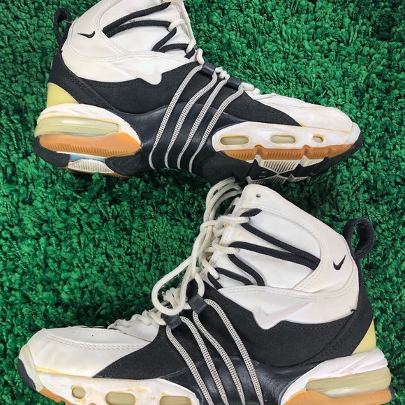 Nike Shoes Nike Vintage Basketball Shoes Size 7 75 99s Poshmark